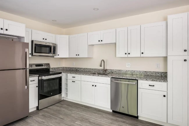 Photo - 725-727 Central Ave Unit 103