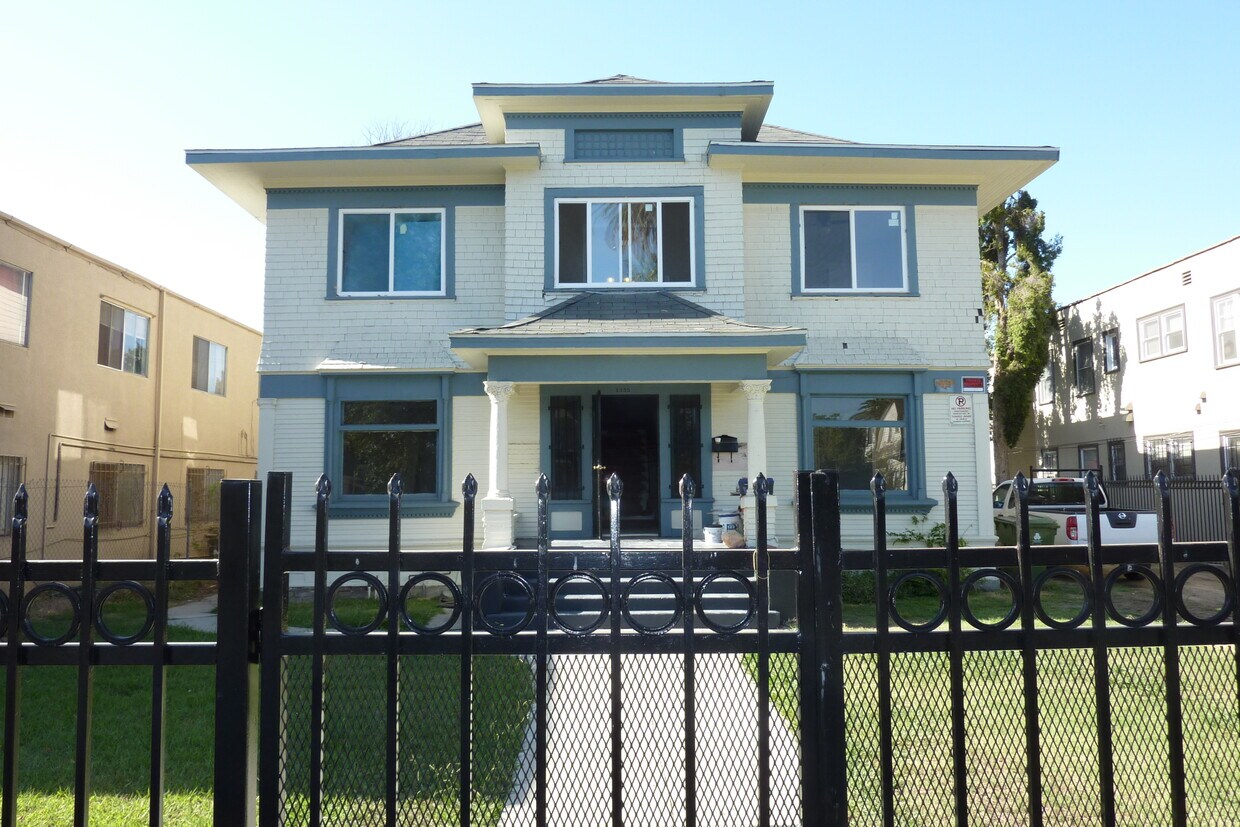Photo - 1155 W 36th St (Los Angeles, CA)