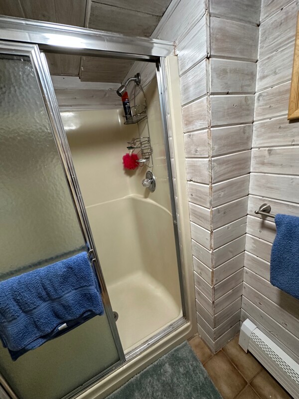 8 Roslyn Rd Rental House Rental in Sound Beach, NY