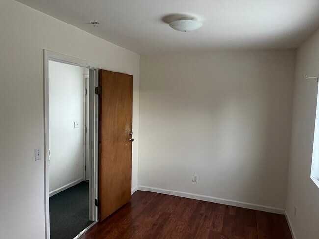 Photo - 2531 Benvenue Ave