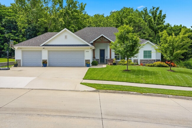Photo - 2404 Baxley Dr