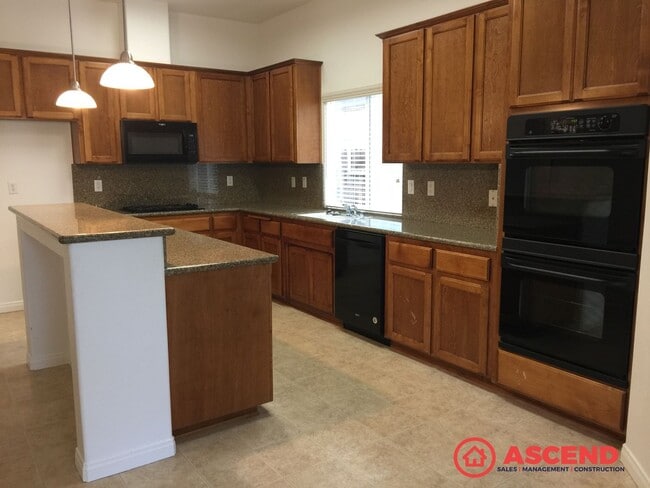 Photo - Comfortable 3-Bedroom, 2-Bath Home with Modern Kitchen