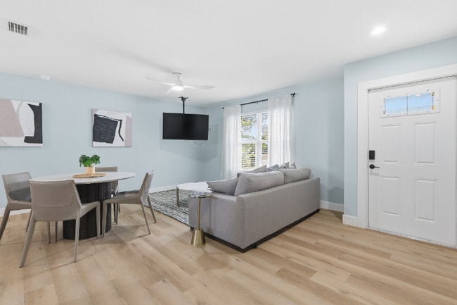 Photo - 2751 Sydelle St