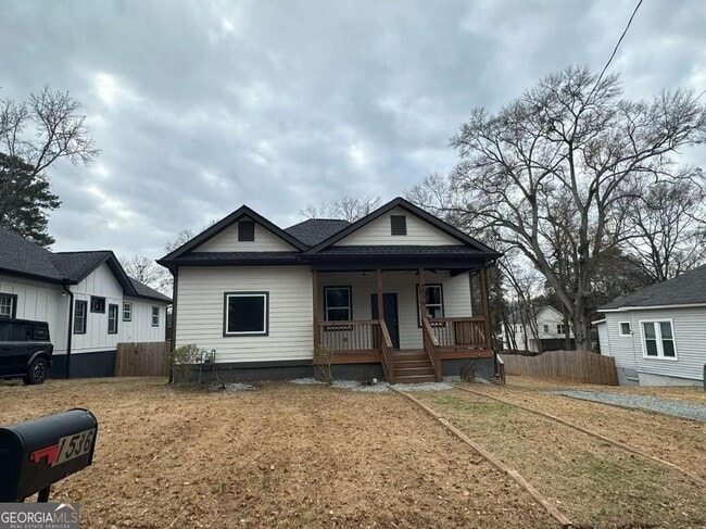 Building Photo - 1536 Montreat Ave SW