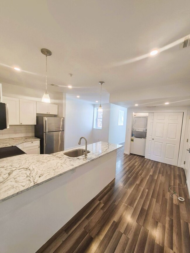 Photo - 2626-28 Ridge Ave Unidad 5