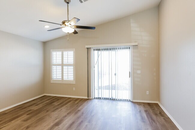 Photo - 8256 N 112th Ave