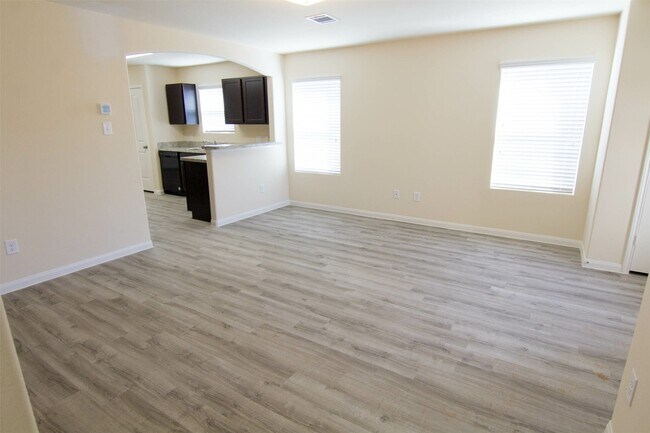 Photo - 8523 Oak Grove Church St