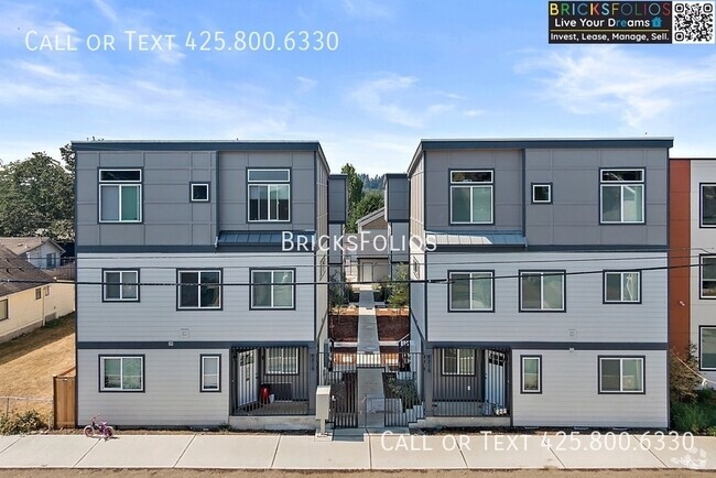 Building Photo - Near JBLM – Stylish, Comfortable, and Move... Rental