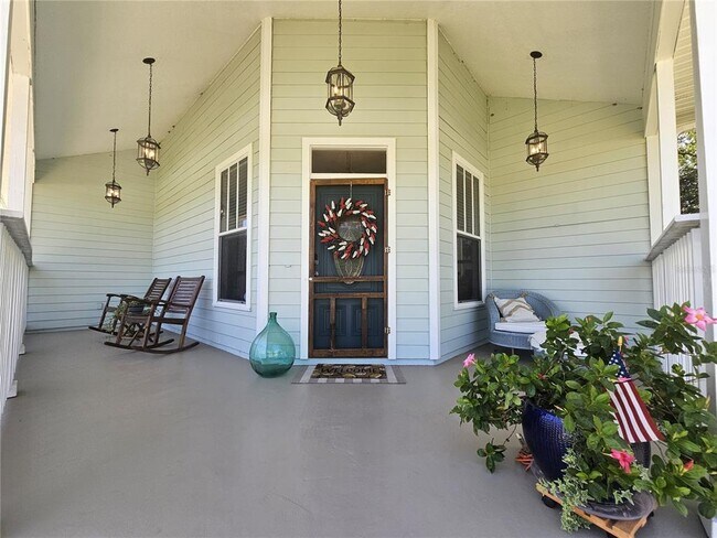 Photo - 7402 S De Soto St