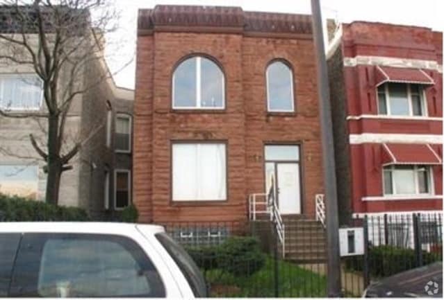 Building Photo - 2717 W Congress Pkwy Unit 2 Rental