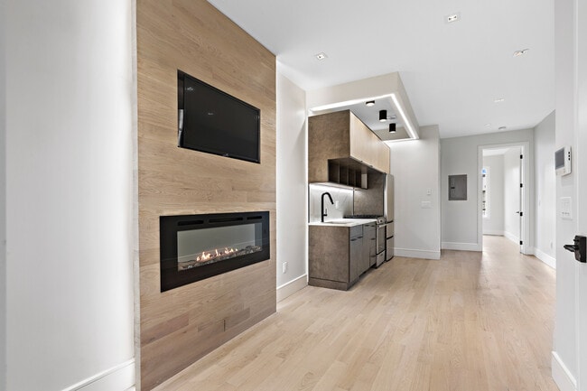 Photo - 542 Newark Ave Unit 3R