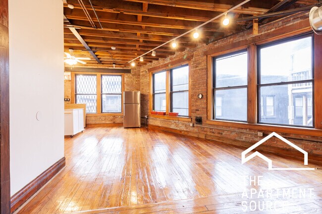 Photo - 934 W Roscoe St Unidad 2R