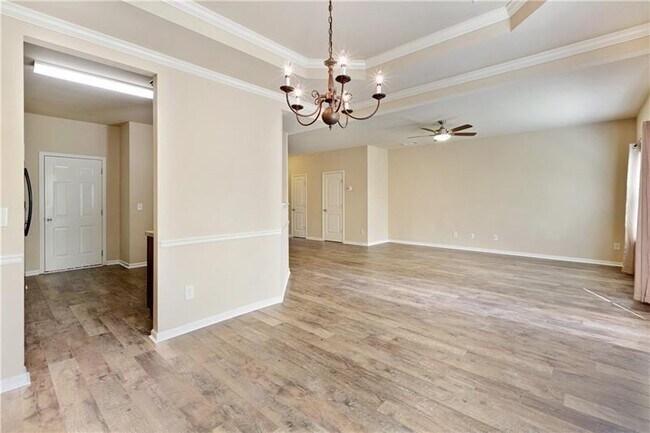 Photo - 302 Alcovy Way
