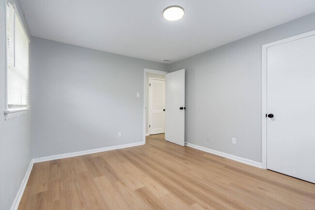 Bedroom(Renovated)
