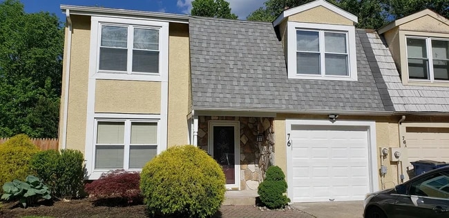 Photo - 76 Peregrine Dr.