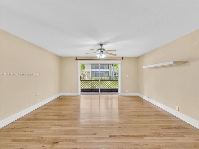 Photo - 612 Gardens Dr Unidad 103