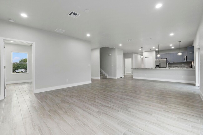 Photo - 1351 SW Don Ct