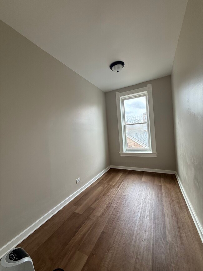 Photo - 1529 W 18th St Unit 2R