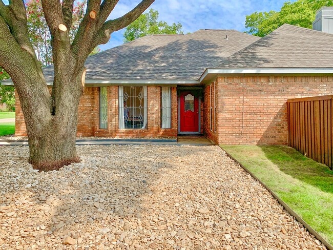 Photo - 3008 Osceola Dr