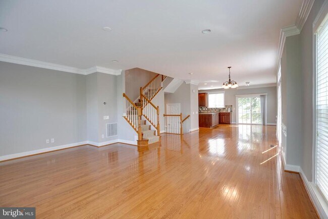 Building Photo - 43518 Wheadon Terrace Rental