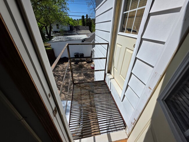 Photo - 927 E Grand Ave Unidad 927 E Grand Ave -  4