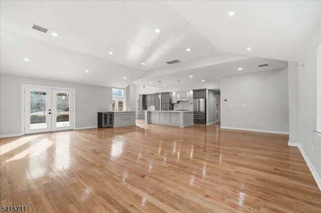 Photo - 17 Richter St