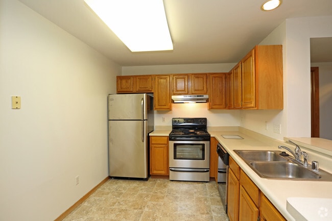 Kitchen - Riverwalk Apartments