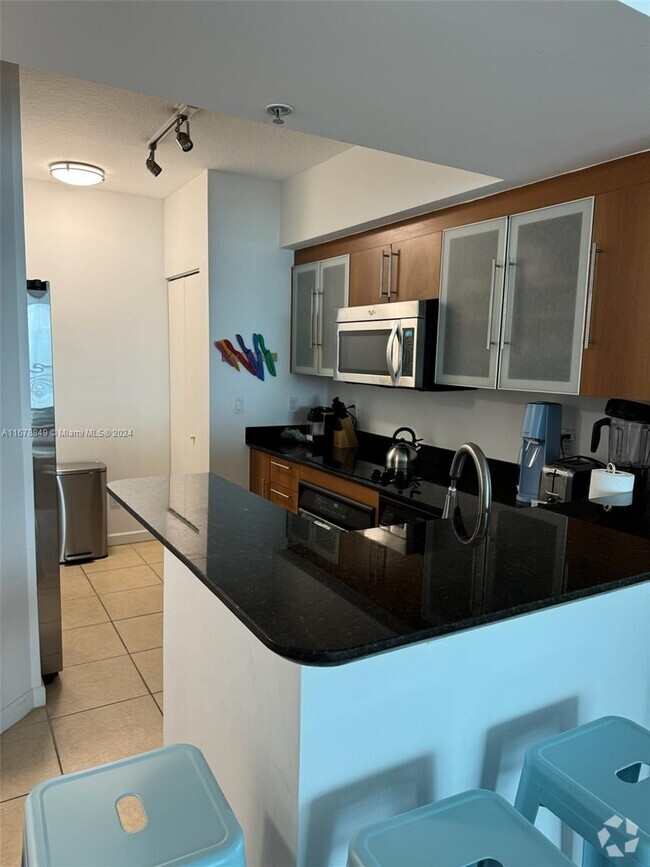 Building Photo - 325 S Biscayne Blvd Unit 3826 Rental