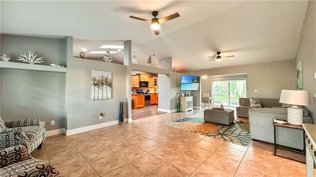 Photo - 1324 SW 1st Ave