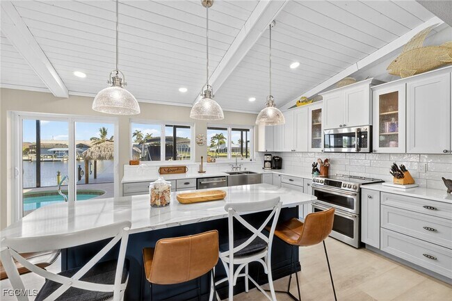 Building Photo - 611 SW 57th St Rental