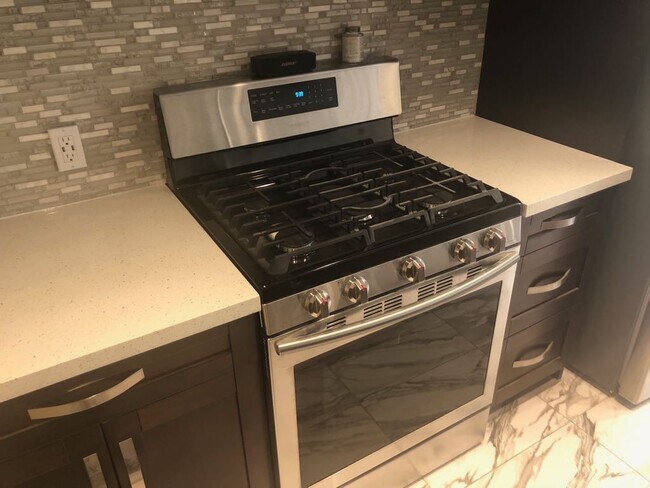 Photo - 936 Lucile Ave