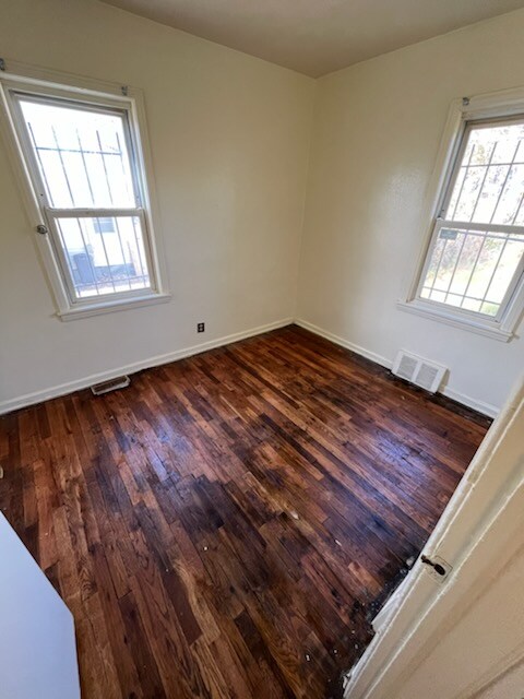 Photo - 314 W Ridgeway Ave