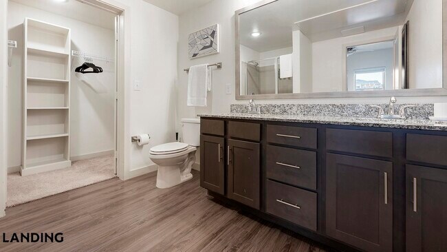 2825 Main St Unit 927