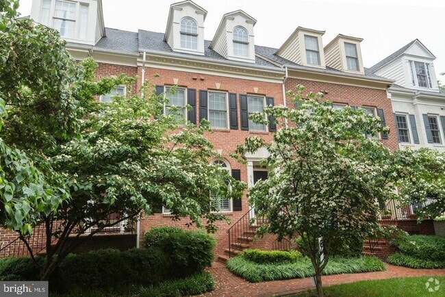 Building Photo - 8857 Ashgrove House Ln