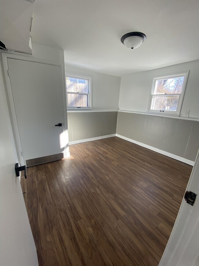 Photo - 1435 W 19th St