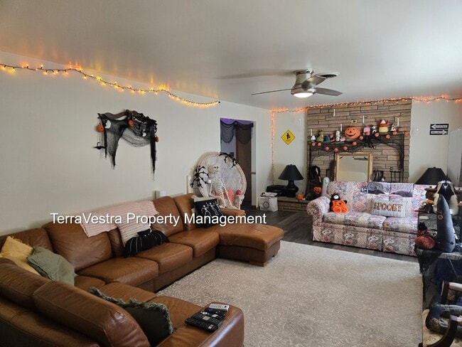 College rental 5 bedroom 4 bathroom Now sh... - College rental 5 bedroom 4 bathroom Now sh...