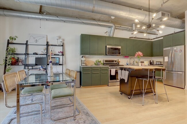 Photo - 1610 Little Raven St Unit 211