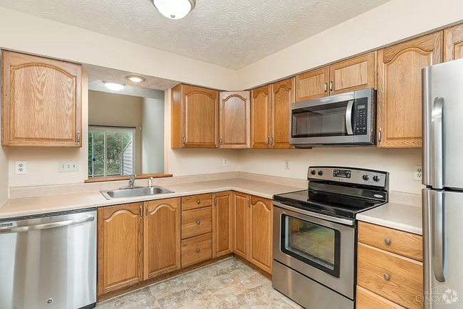 Beautiful Kitchen - 7505 Granby Way Unit 79 Rental