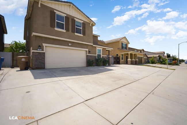 Photo - 5805 Commonwealth Ave