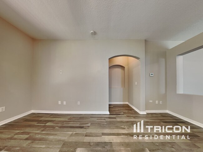 Photo - 1143 Emerald Hill Way