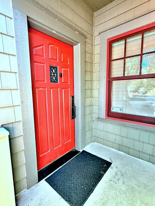 Photo - 1827 N Skidmore St