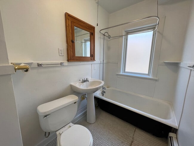 Photo - Summit View Apartments