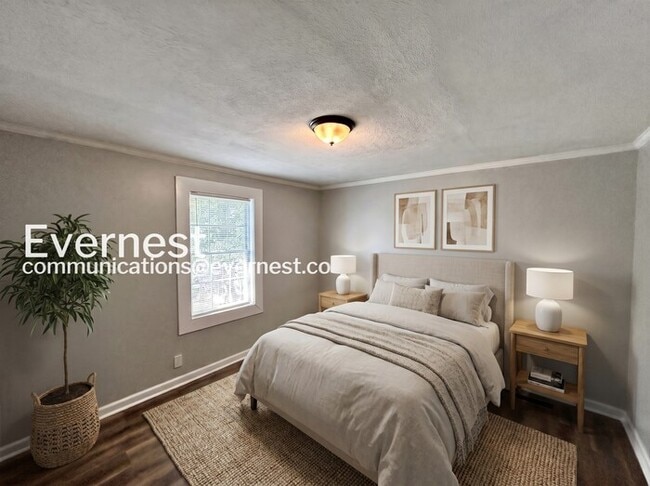 Photo - 811 Glade View Ct