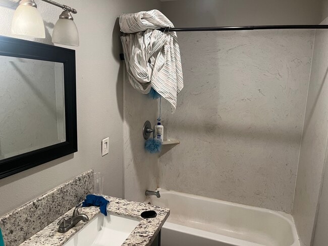 Photo - 6871 Beth Cir