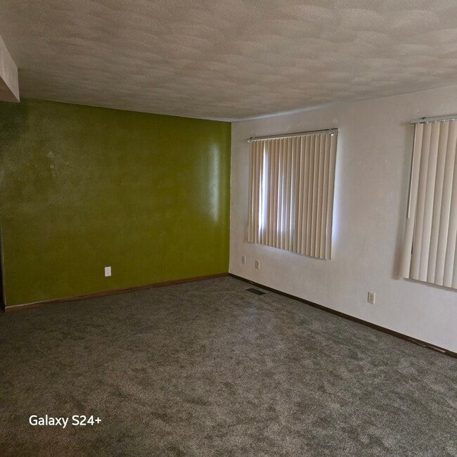 Photo - 321 Allan Ave Unit 321