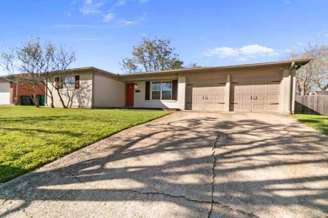 Photo - 5312 Odessa Ave