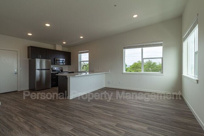 Photo - 1111 W Fourth Plain Blvd Unidad 301