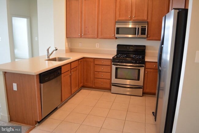 Photo - 1500 Thames St Unit 305