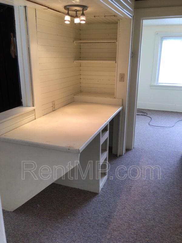 Photo - 703 E Chippewa St