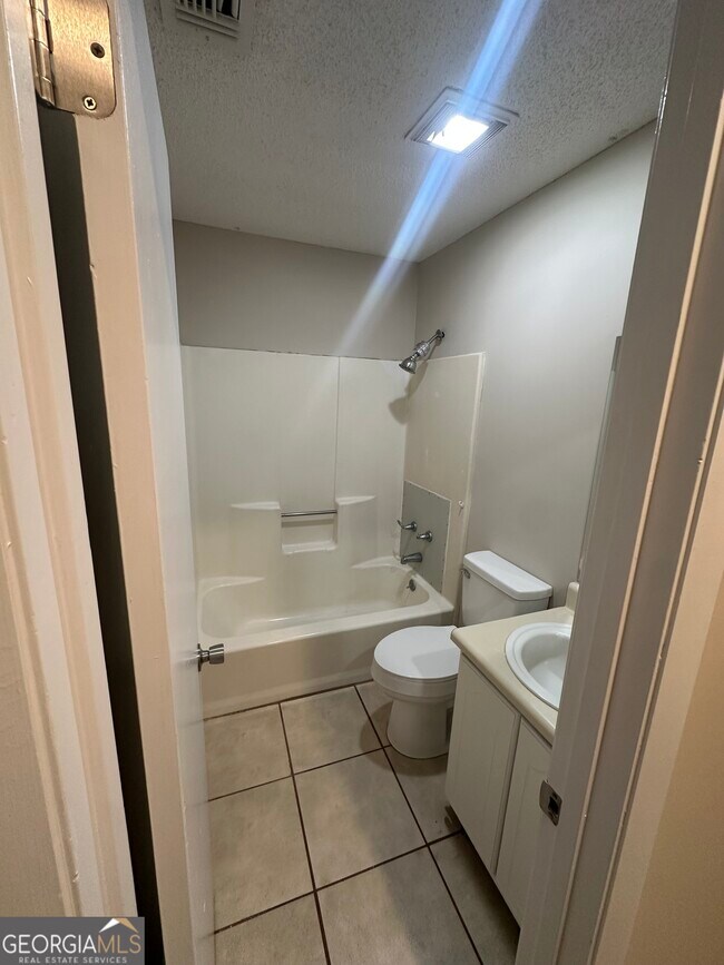 Photo - 125 Seaparc Cir Unit C